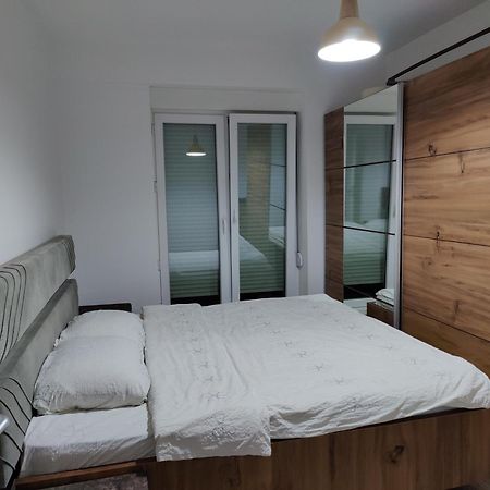 Cozy Apartment Pristina Esterno foto